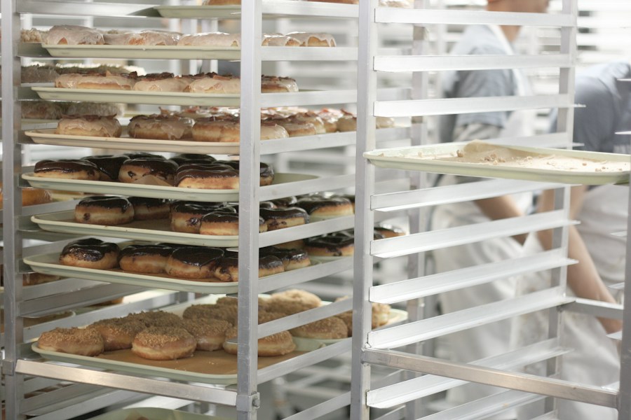 Bakery tray rack